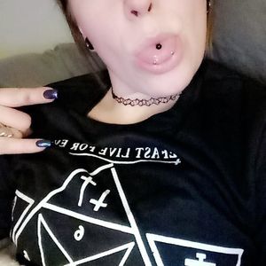 Meet your Posher, Amber